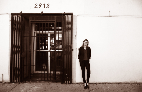 Artist outside of DTLA studio